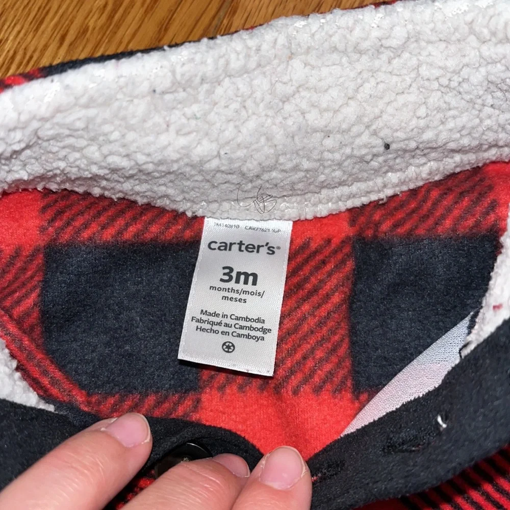 Carter’s 3 month pull over - Picture 2 of 4